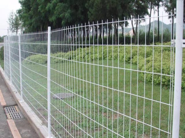 双边护栏网